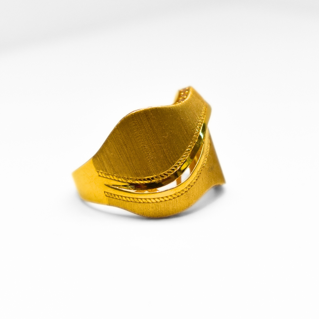 Picture of Gold Ring 